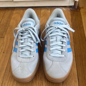 Adidas VL Court Blue Sneakers Sleek Design Size 7 1/2